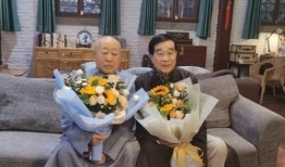 德云社女孩爆料视频播放,揭秘相声界幕后真相